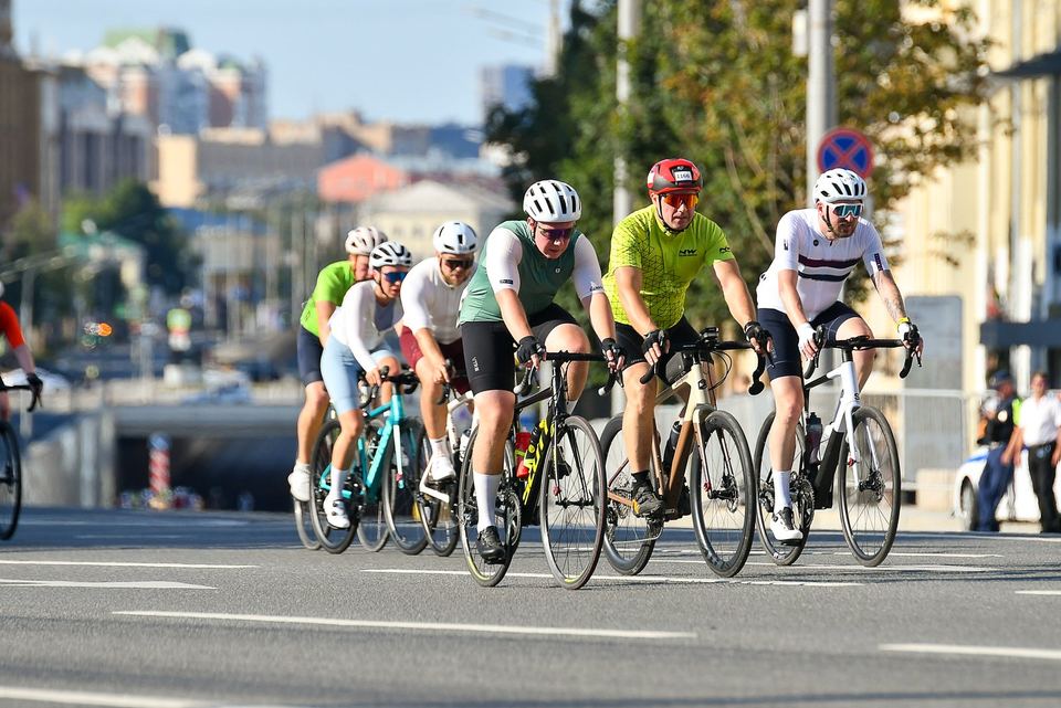 Фото 564ef10d98634a5d9060a64399528e56 с события Cyclingrace Вечернее Садовое