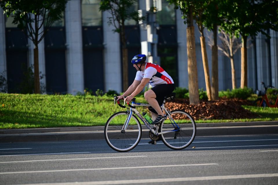 Фото 39378e7efd2a444b9baa8d8a47d31abc с события Cyclingrace Вечернее Садовое