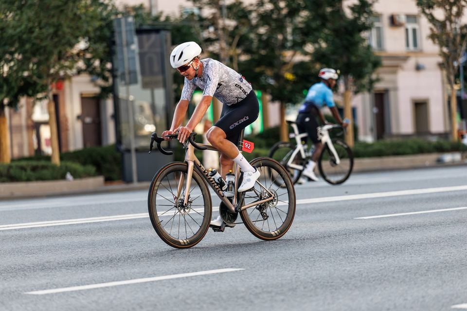 Фото c5b54502221c45f196275e246e3c54d5 с события Cyclingrace Вечернее Садовое
