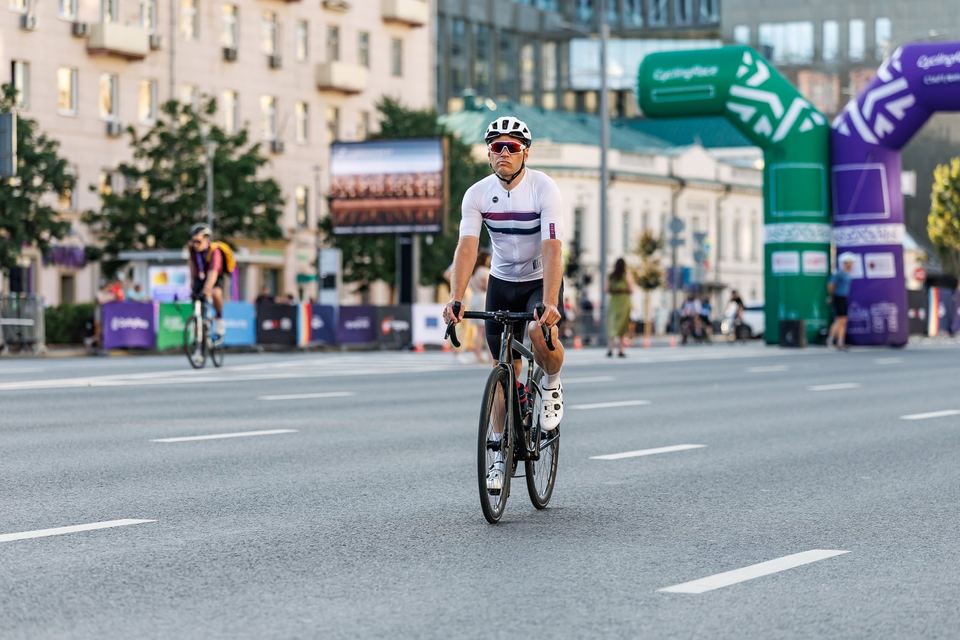 Фото e23859101b024a3c87cec66fe409e9df с события Cyclingrace Вечернее Садовое