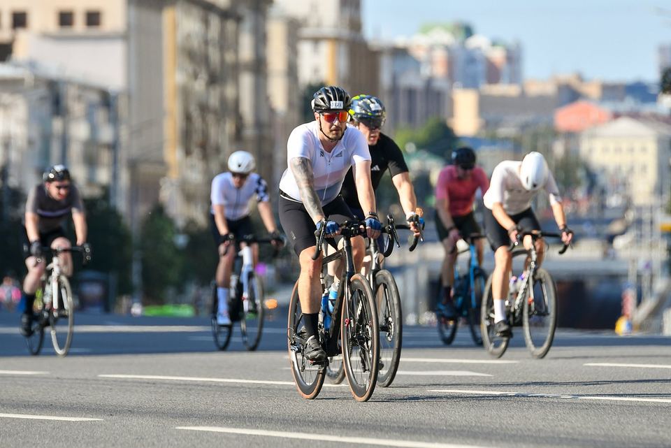 Фото f2f35a4acc4d44b48204b82064b14aa9 с события Cyclingrace Вечернее Садовое