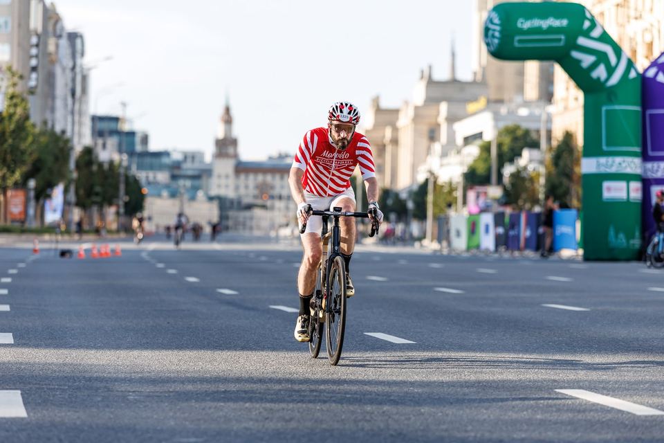 Фото 83fc2d9d38234122a2d2152b5f40e30e с события Cyclingrace Вечернее Садовое
