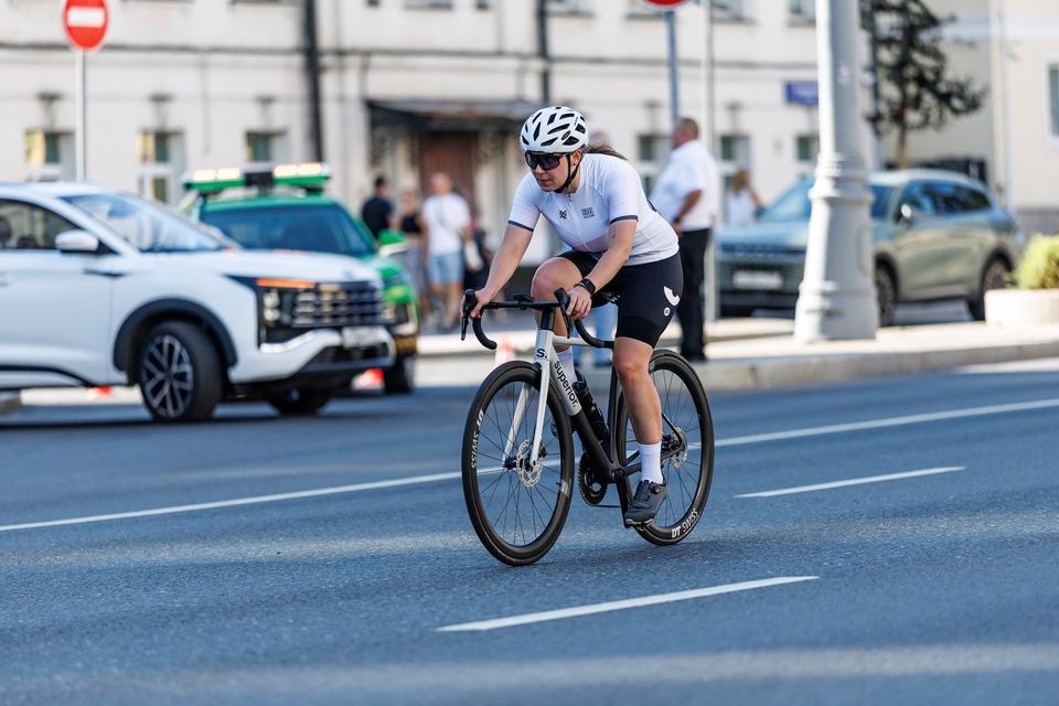 Фото 62f1ffcaaf684dd2a75c91dc6d2583e6 с события Cyclingrace Вечернее Садовое