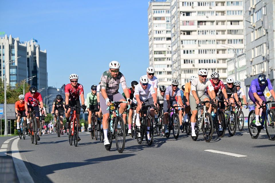 Фото d43c36a2304e43b8a82cd2421922bc9d с события Cyclingrace Вечернее Садовое