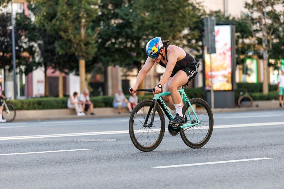 Фото a4360c037afe46aca031fea0ab59c861 с события Cyclingrace Вечернее Садовое