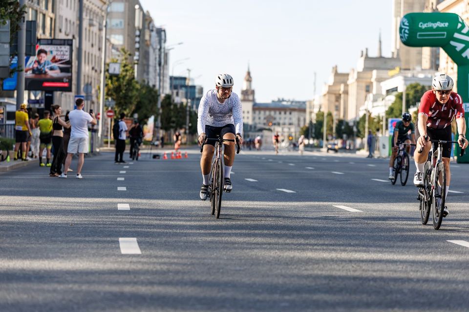 Фото 2978bbd455084e57836a594a5100e23d с события Cyclingrace Вечернее Садовое