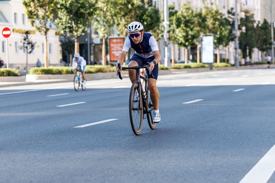 Фото ba6e1fc3a84d4e90b51cc1d350b20a56 с события Cyclingrace Вечернее Садовое
