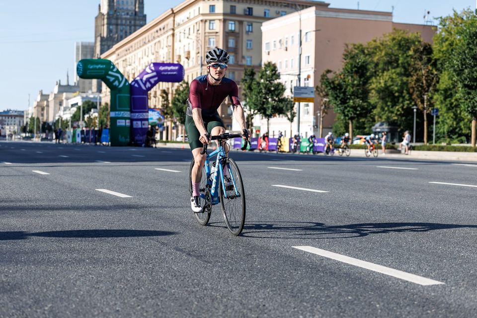Фото 56bd98b405a04a56ab5120d7e7724219 с события Cyclingrace Вечернее Садовое