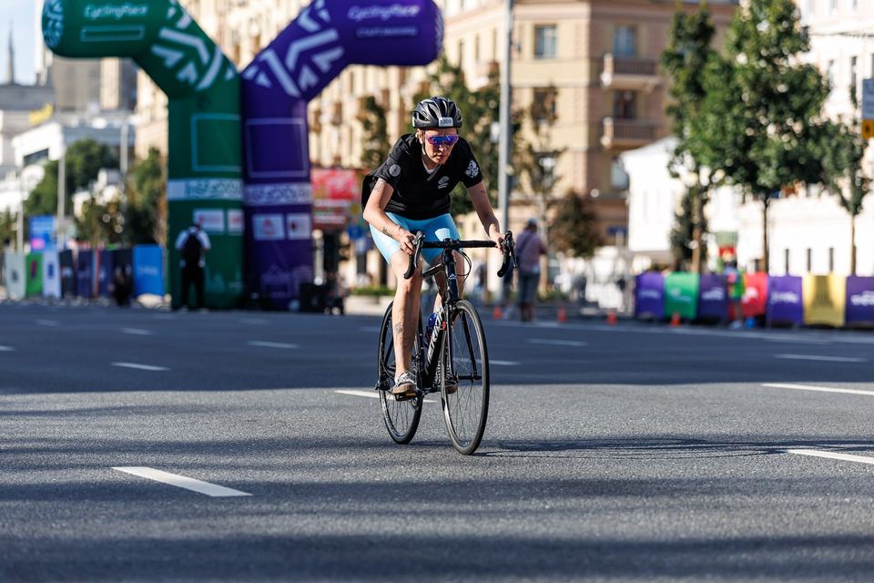 Фото f97ea50bfe8e4f77b8183683e7e21dca с события Cyclingrace Вечернее Садовое