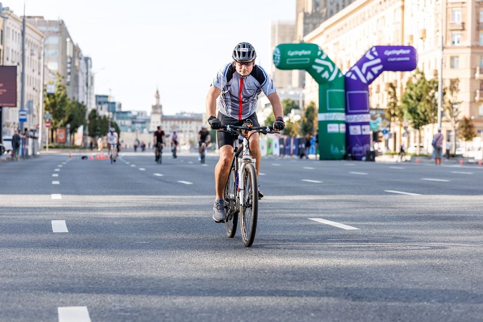 Фото 055e6c9da9e34dee96a00e1d33ae15b9 с события Cyclingrace Вечернее Садовое