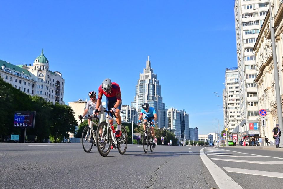 Фото f9415f7dc4eb4c78ad79d2dfd752acea с события Cyclingrace Вечернее Садовое