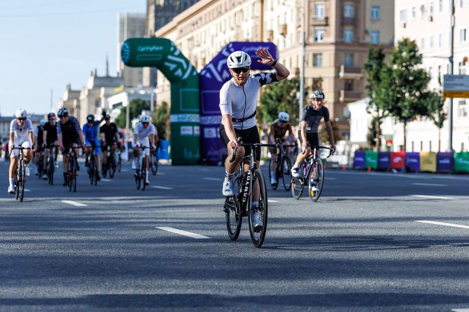 Фото 4fdd830bfa7445a9a4eb66baf3fb69b3 с события Cyclingrace Вечернее Садовое