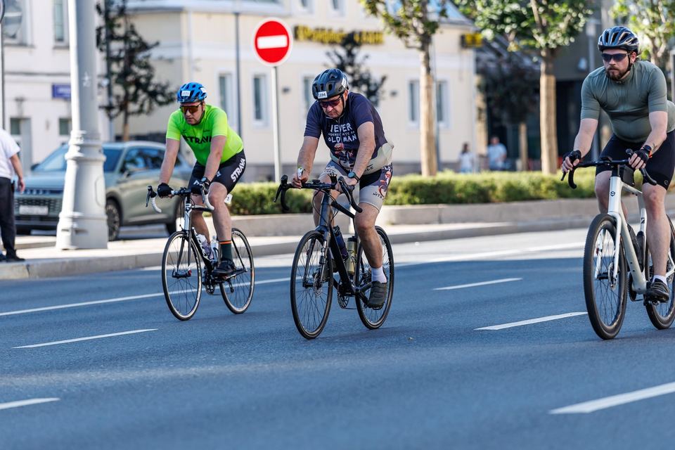 Фото a5e0d950823346ddba7024e2f2137c4d с события Cyclingrace Вечернее Садовое