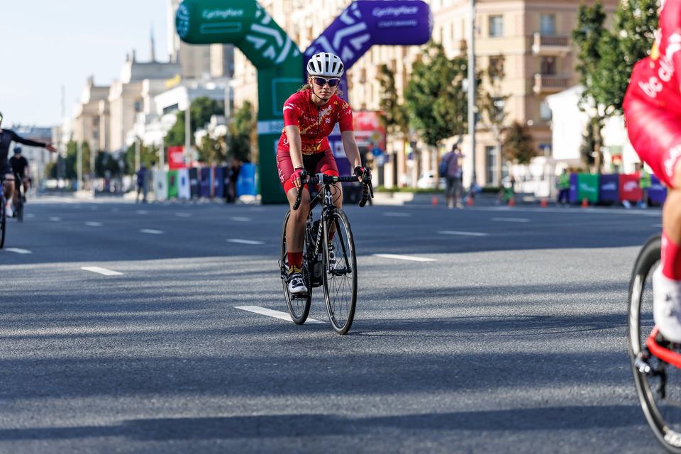 Фото e6dffdc73e06437c8fb2d8c315ccfe85 с события Cyclingrace Вечернее Садовое