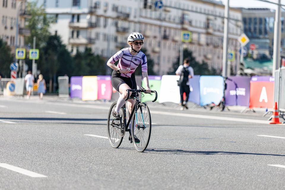 Фото 0f01f8e78d2b4051a17b2738f907645b с события Cyclingrace Вечернее Садовое