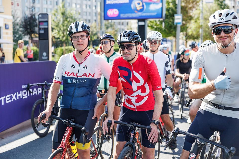 Фото c5c7bc5bac9f456fbac3afc634e3f705 с события Cyclingrace Вечернее Садовое
