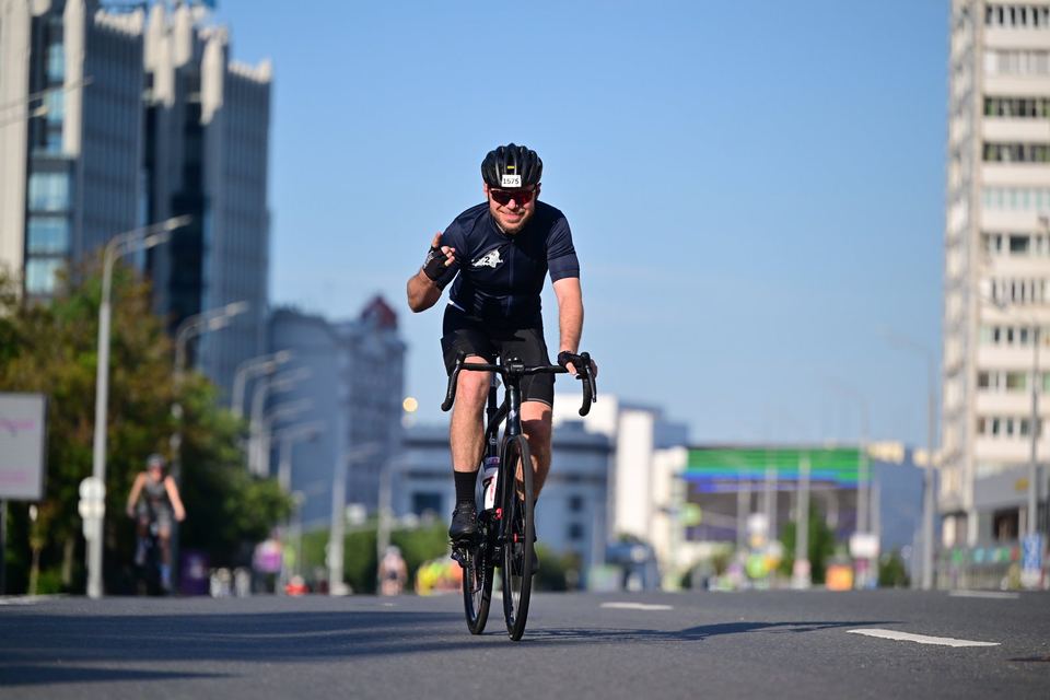 Фото 53b3c55980f548c5ac427dbde8f3443e с события Cyclingrace Вечернее Садовое