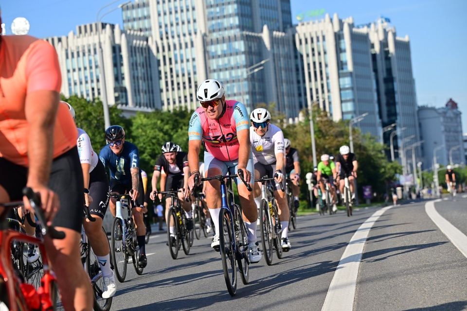 Фото b2032eb521ac4a5f9203e77a5c22fa72 с события Cyclingrace Вечернее Садовое