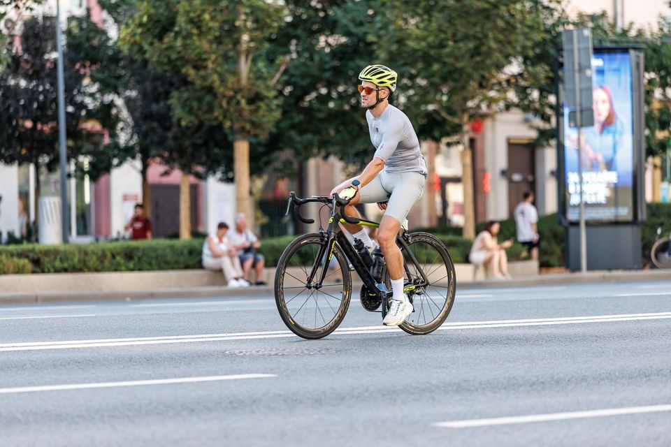 Фото 4b7b7dccf7c74cb7ae5ab7dc6b523dde с события Cyclingrace Вечернее Садовое