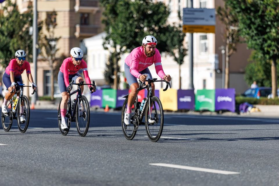 Фото 3dc8523037b94439b50d502d7fa10eb8 с события Cyclingrace Вечернее Садовое