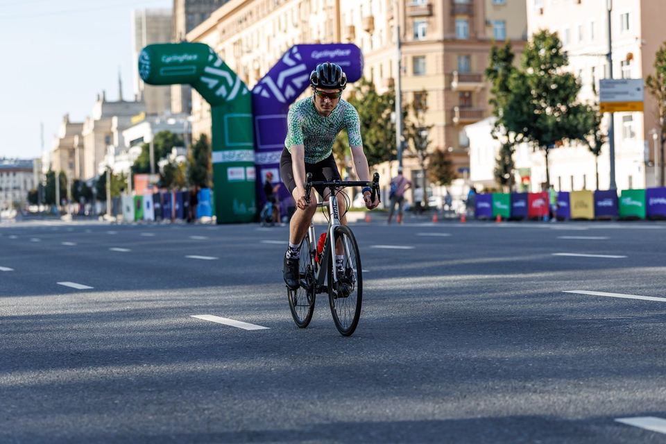 Фото 26605d0ef09446aca00a1b1c1fffd659 с события Cyclingrace Вечернее Садовое