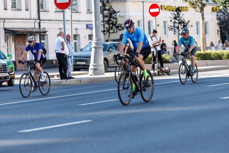 Фото d0fb574a5df943f4b9dba363eeb6f357 с события Cyclingrace Вечернее Садовое