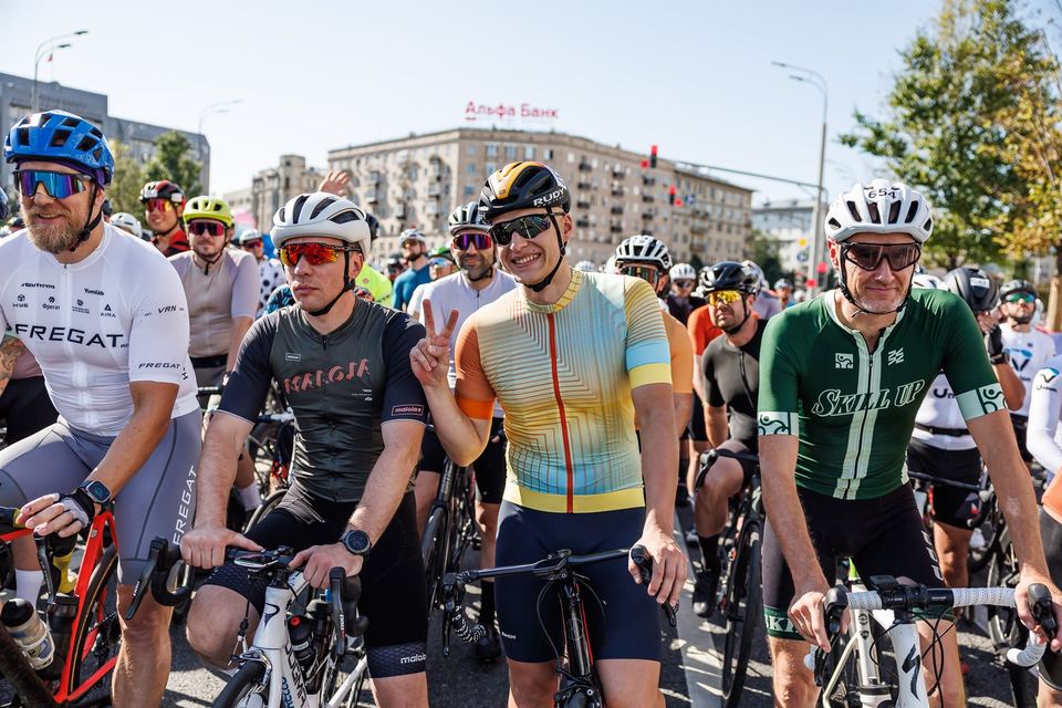 Фото 7055fae058524d8cb7de5cf6e43811fb с события Cyclingrace Вечернее Садовое