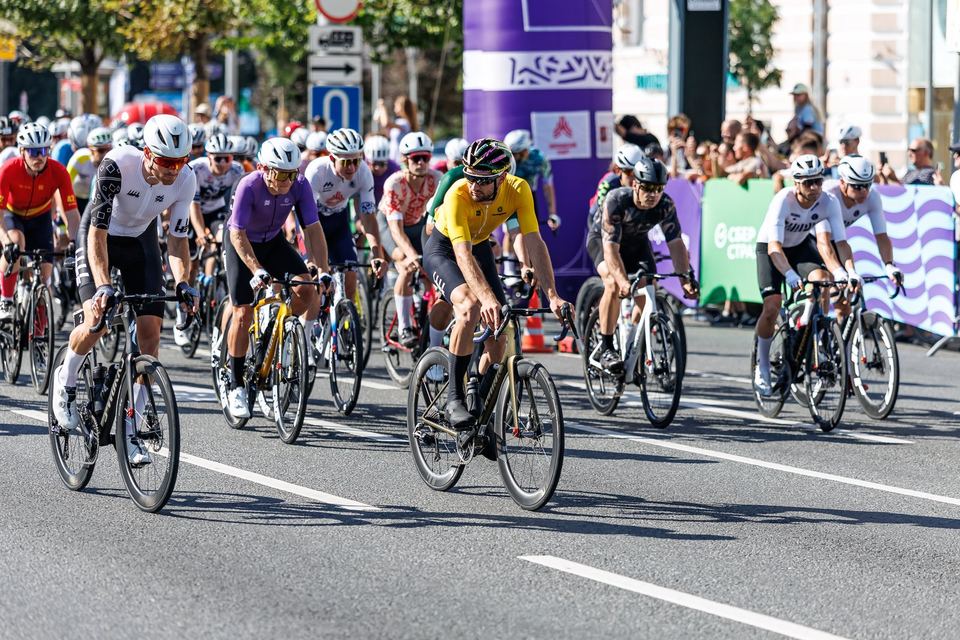 Фото 45c18c8bce56404ca3ee75eb137bac75 с события Cyclingrace Вечернее Садовое