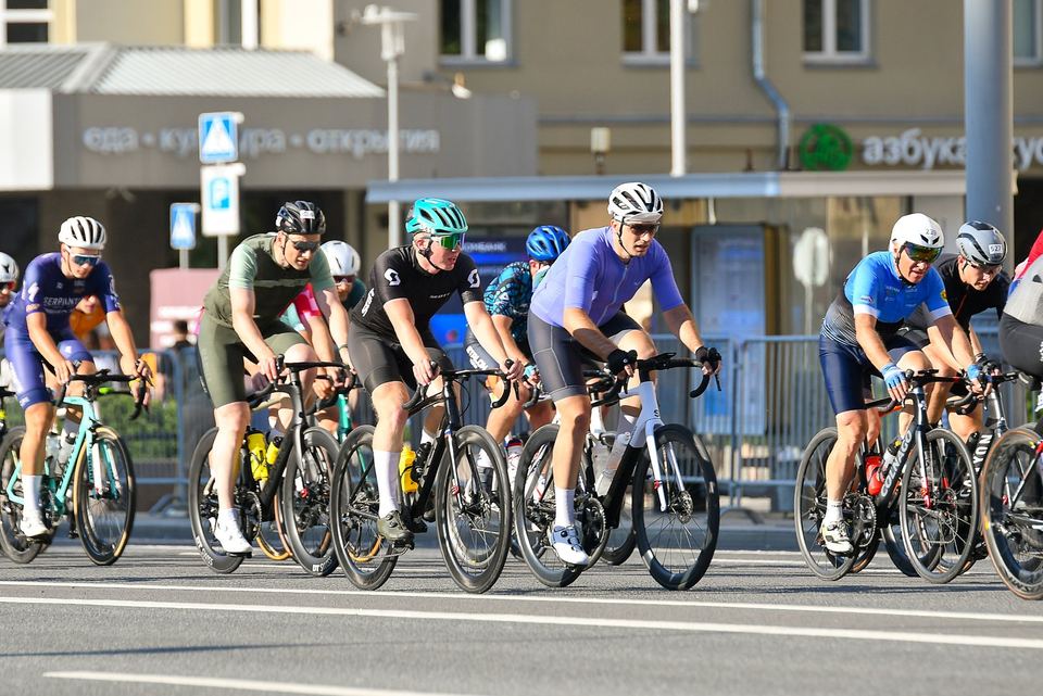 Фото 620221350e4743469307f6e3edc15373 с события Cyclingrace Вечернее Садовое