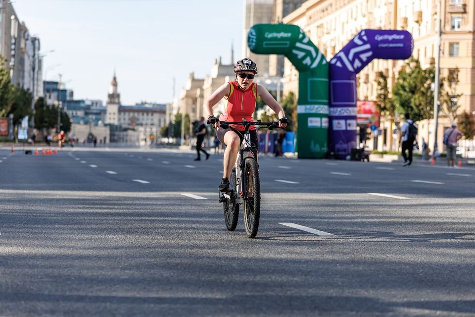 Фото 26d28918ed864c3eb468d3892a7fb318 с события Cyclingrace Вечернее Садовое