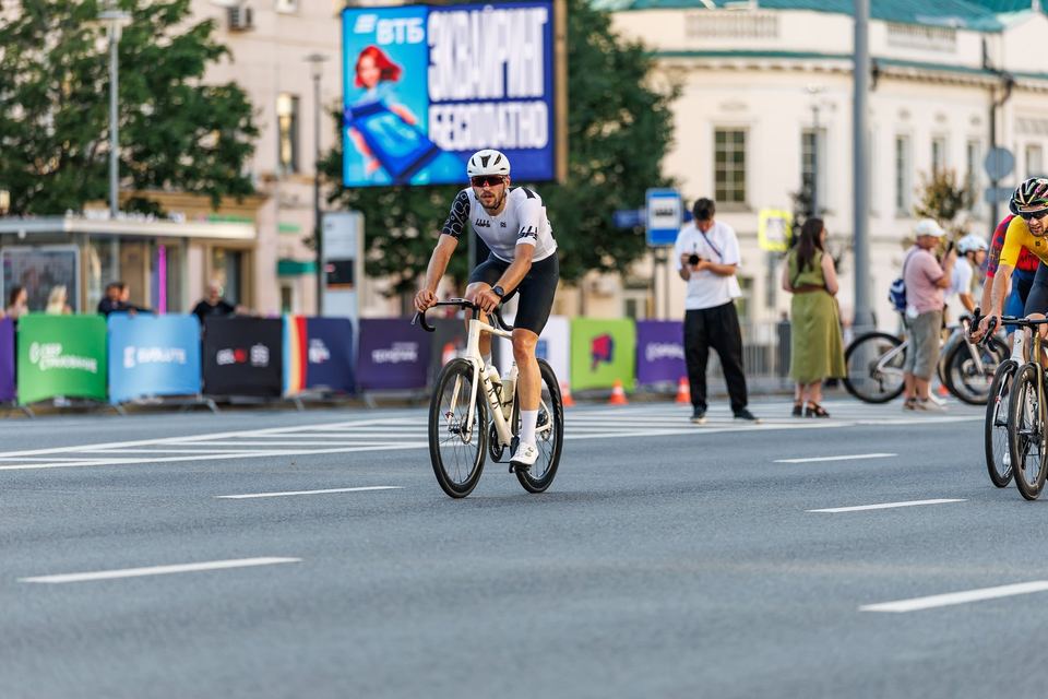 Фото b9b467796e5548468c5a9ab5fe08ee5b с события Cyclingrace Вечернее Садовое
