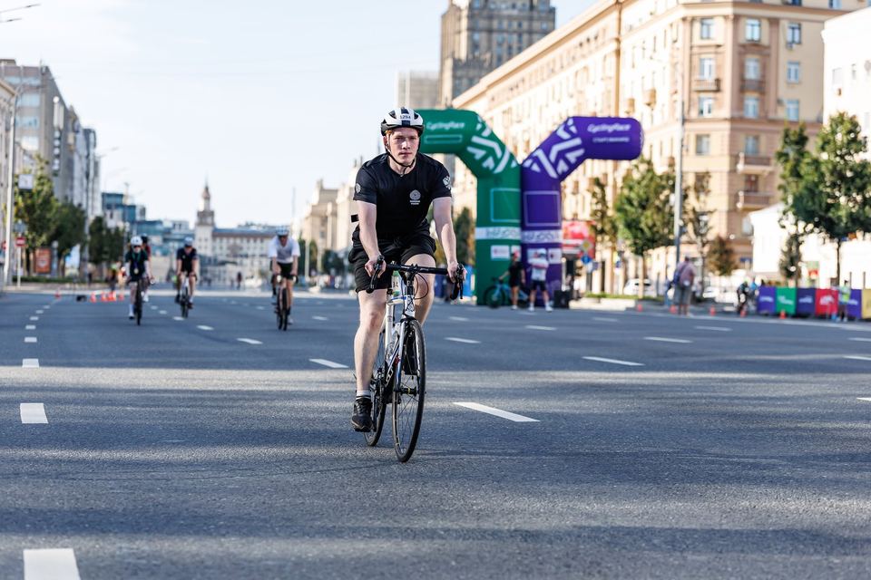 Фото ca2628b61cab43f591360b562c1cdd38 с события Cyclingrace Вечернее Садовое