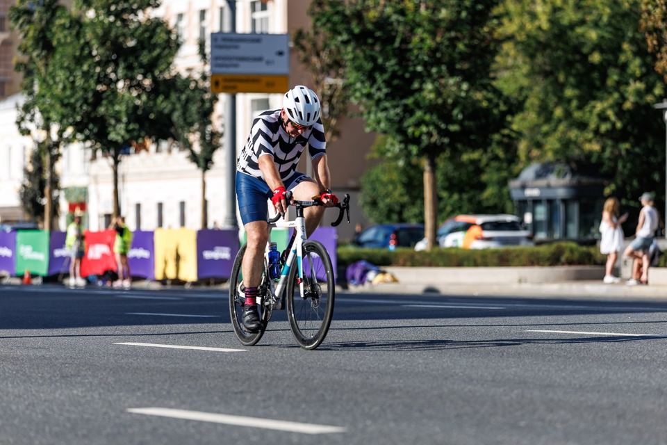 Фото 32e06c52b1824f4484319b8b0db38e4f с события Cyclingrace Вечернее Садовое