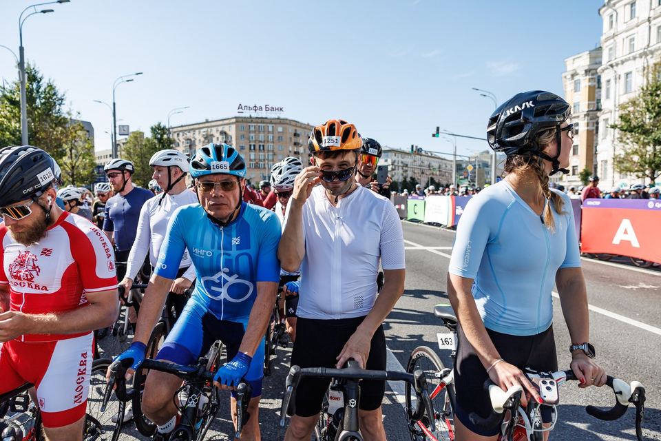 Фото 481555ff52ef4957b6d369e59016ecd4 с события Cyclingrace Вечернее Садовое