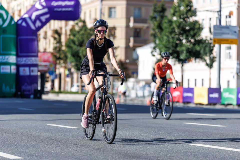 Фото 69c23ab86c174e6a994452ccc4875d36 с события Cyclingrace Вечернее Садовое