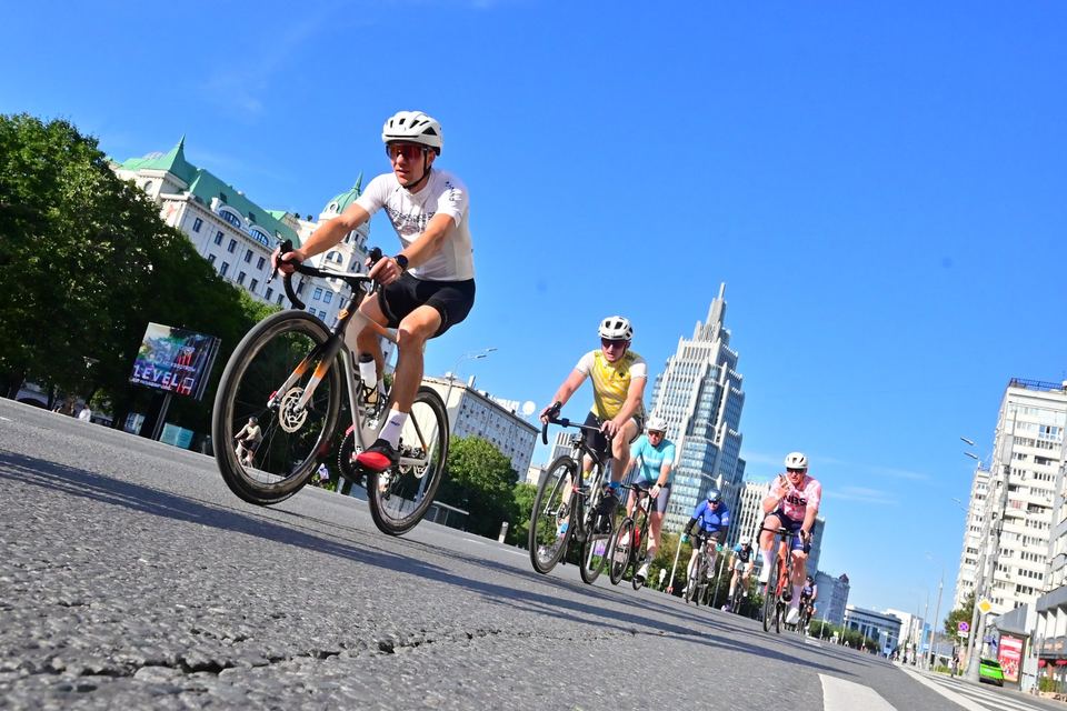 Фото 540e20be1a154ecd8878ee520ca6b7c4 с события Cyclingrace Вечернее Садовое