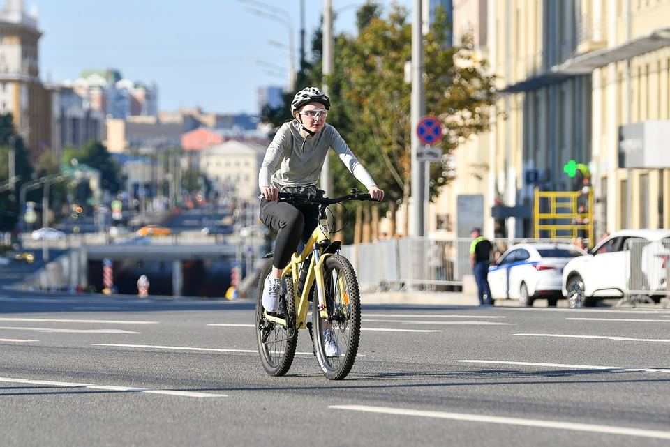 Фото 04bbd7697f1349488d62135a931fc523 с события Cyclingrace Вечернее Садовое