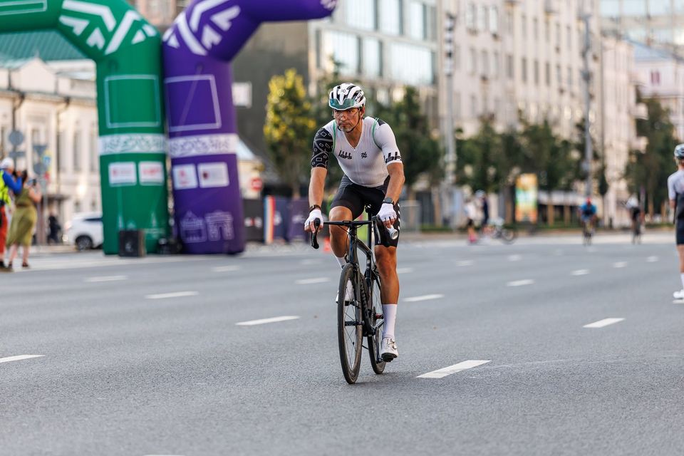 Фото a6bfce685e43409cb0e693d544d49d7c с события Cyclingrace Вечернее Садовое