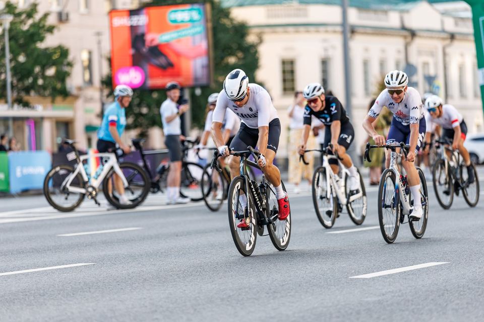 Фото 09f0ec7f71554b93a43dd11bfcbc469f с события Cyclingrace Вечернее Садовое