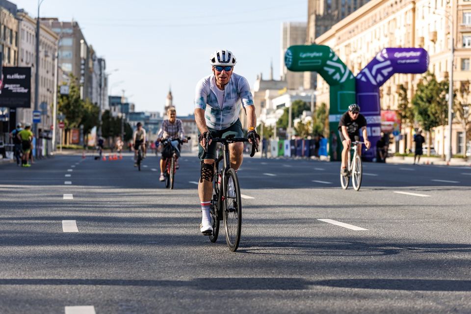 Фото 1f7a087710e34bfd99b7b970522abd53 с события Cyclingrace Вечернее Садовое