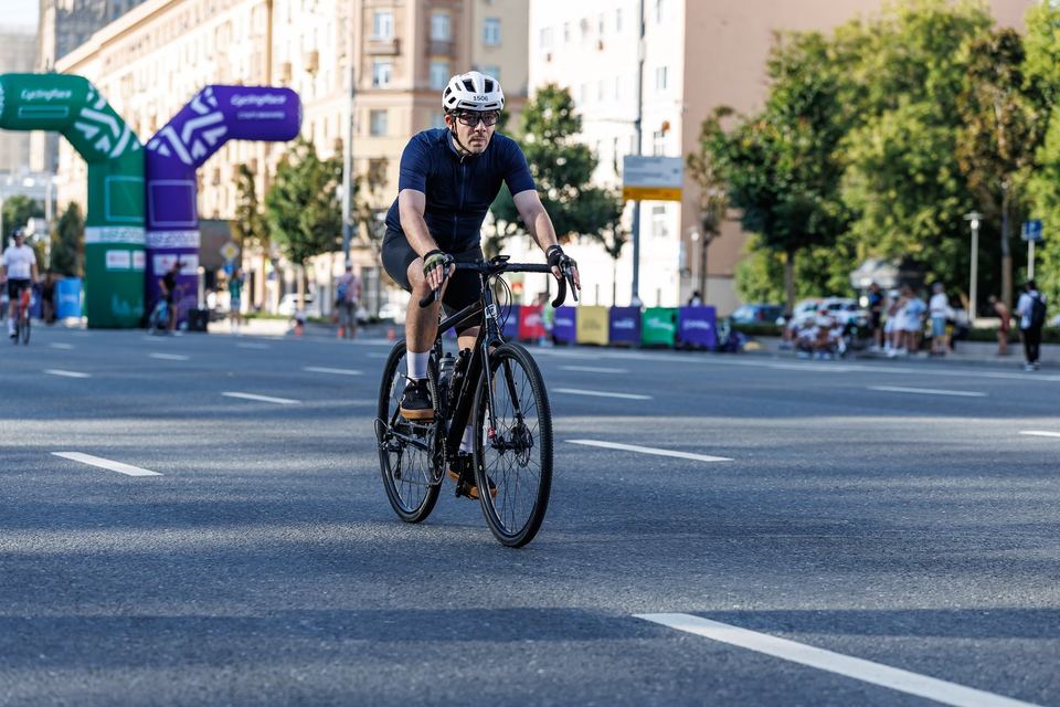 Фото a8ada14aeddf47ef93f7a3f00876c42d с события Cyclingrace Вечернее Садовое