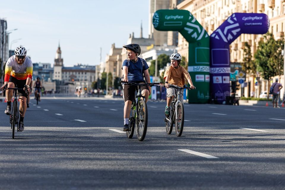Фото 657c188f9e60414e8d42909ce8cf3950 с события Cyclingrace Вечернее Садовое