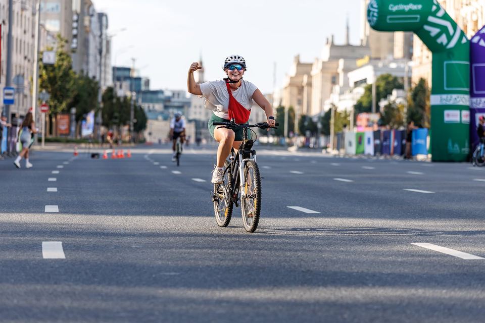 Фото 5593a34984dc451c93557f0a3f51015a с события Cyclingrace Вечернее Садовое