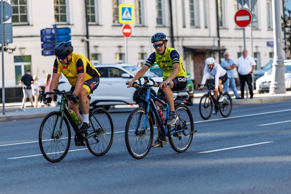 Фото b455eac644c54c3885cf3f23fdfeaa5a с события Cyclingrace Вечернее Садовое