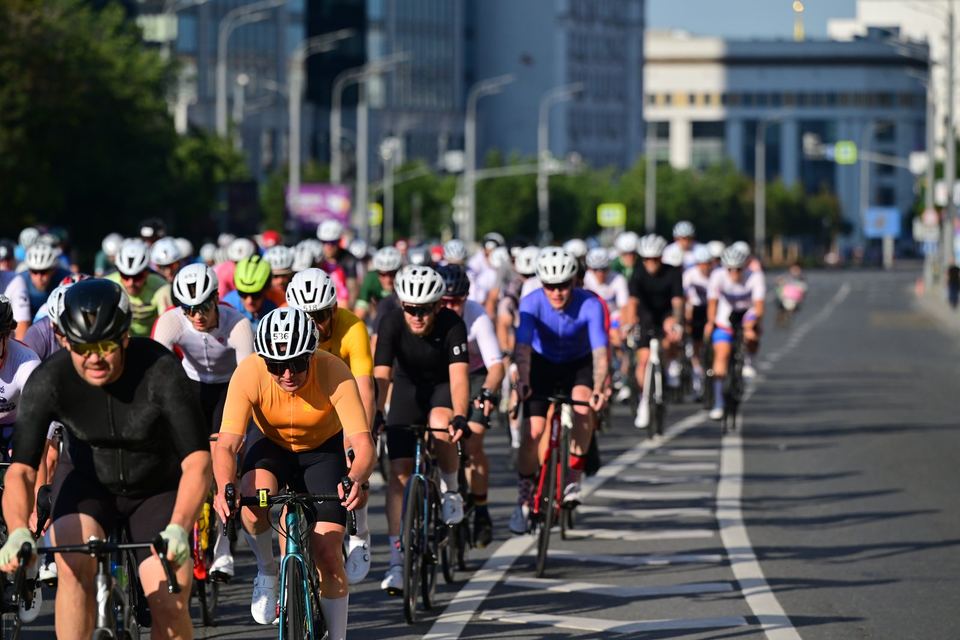 Фото 85725b90fc7a427dbbb6075c49ffc709 с события Cyclingrace Вечернее Садовое