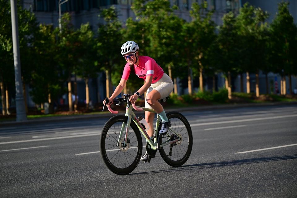 Фото bd5a969c115545a084760f17fc253c4b с события Cyclingrace Вечернее Садовое