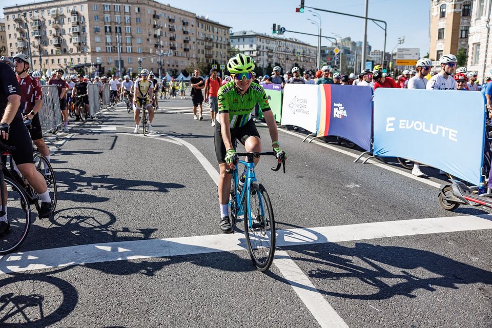 Фото 3820f40516dd4e22ac0dfa7d05c4082e с события Cyclingrace Вечернее Садовое
