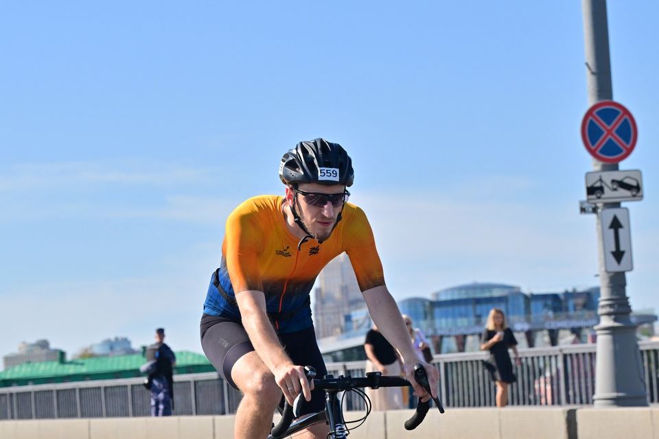 Фото a1a684dfb08a415aa1eac5ae3ead4a82 с события Cyclingrace Вечернее Садовое