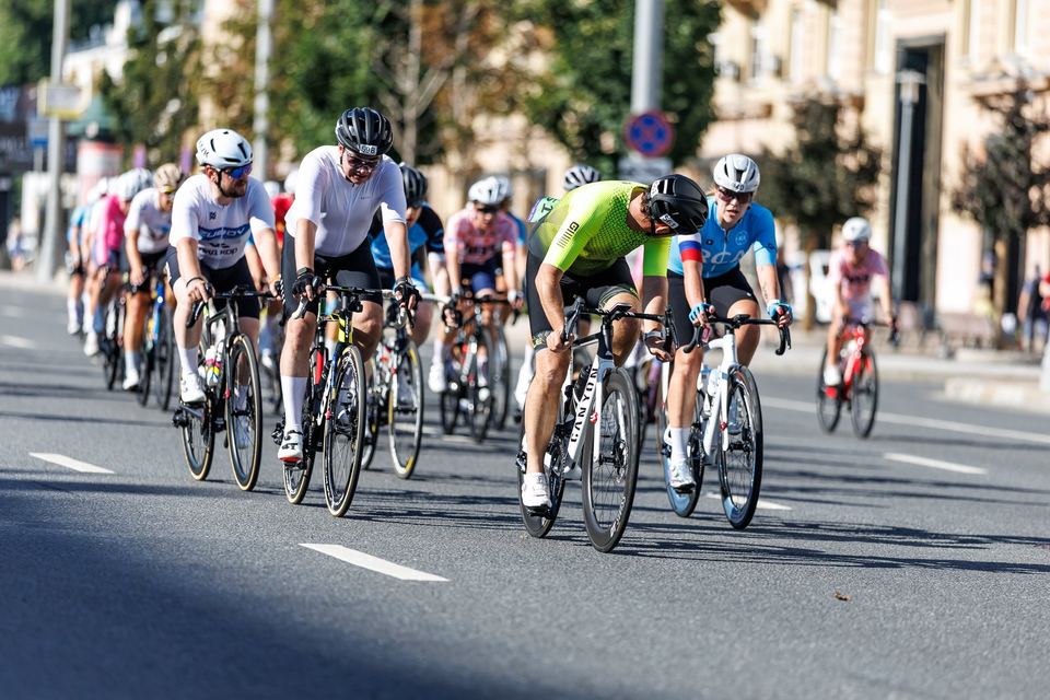 Фото 21294635d2c84923b68e0189df92f8c4 с события Cyclingrace Вечернее Садовое