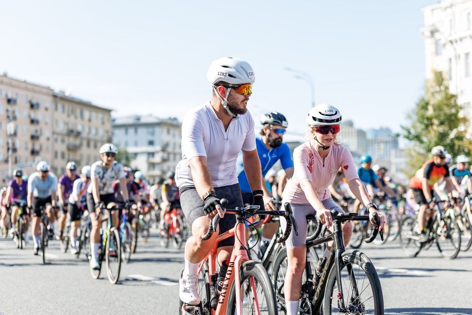 Фото 5cb3b1c2ee674ebb83d7066526fda070 с события Cyclingrace Вечернее Садовое